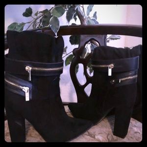 Black high hell knee high boots